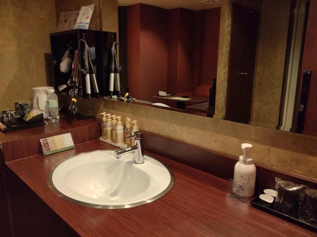 ホテル ベニ ウエスト 大人専用 Osaka Eksteriør billede