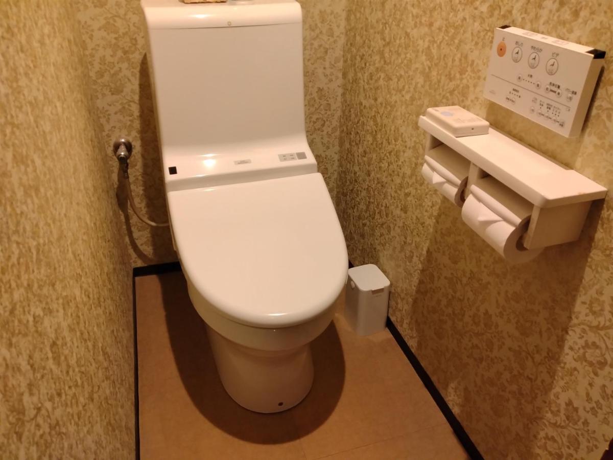 ホテル ベニ ウエスト 大人専用 Osaka Eksteriør billede